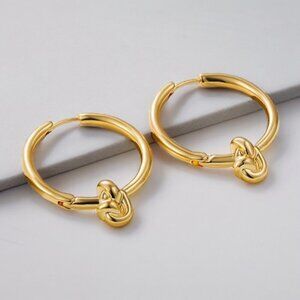 🆕️Chic Knot Accent 18K Gold Hoop Earrings - Trendy Stainless Steel Minimalist